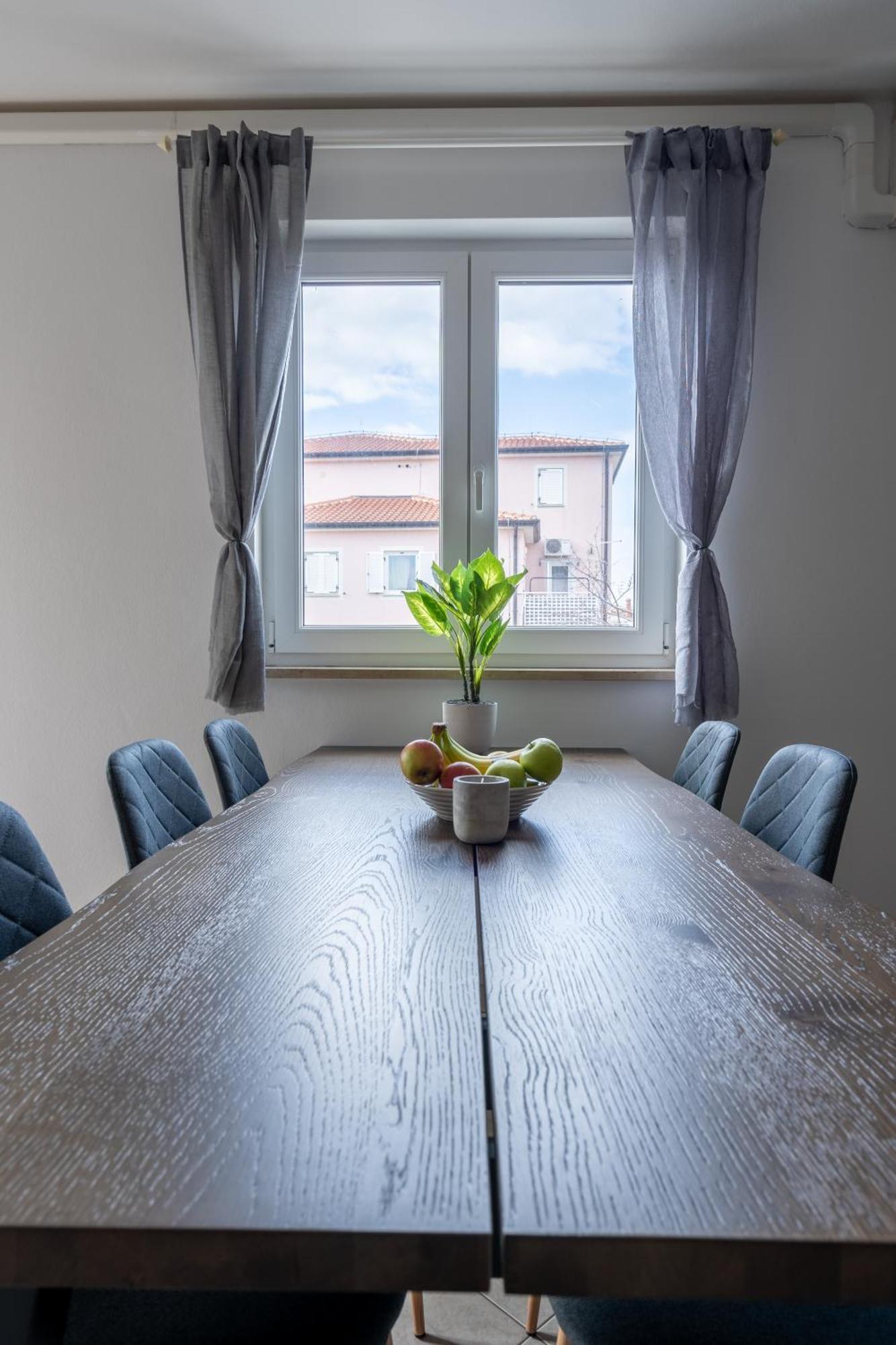 Charmante Wohnung Fusslaeufig Zum Meer In Funtana Esterno foto